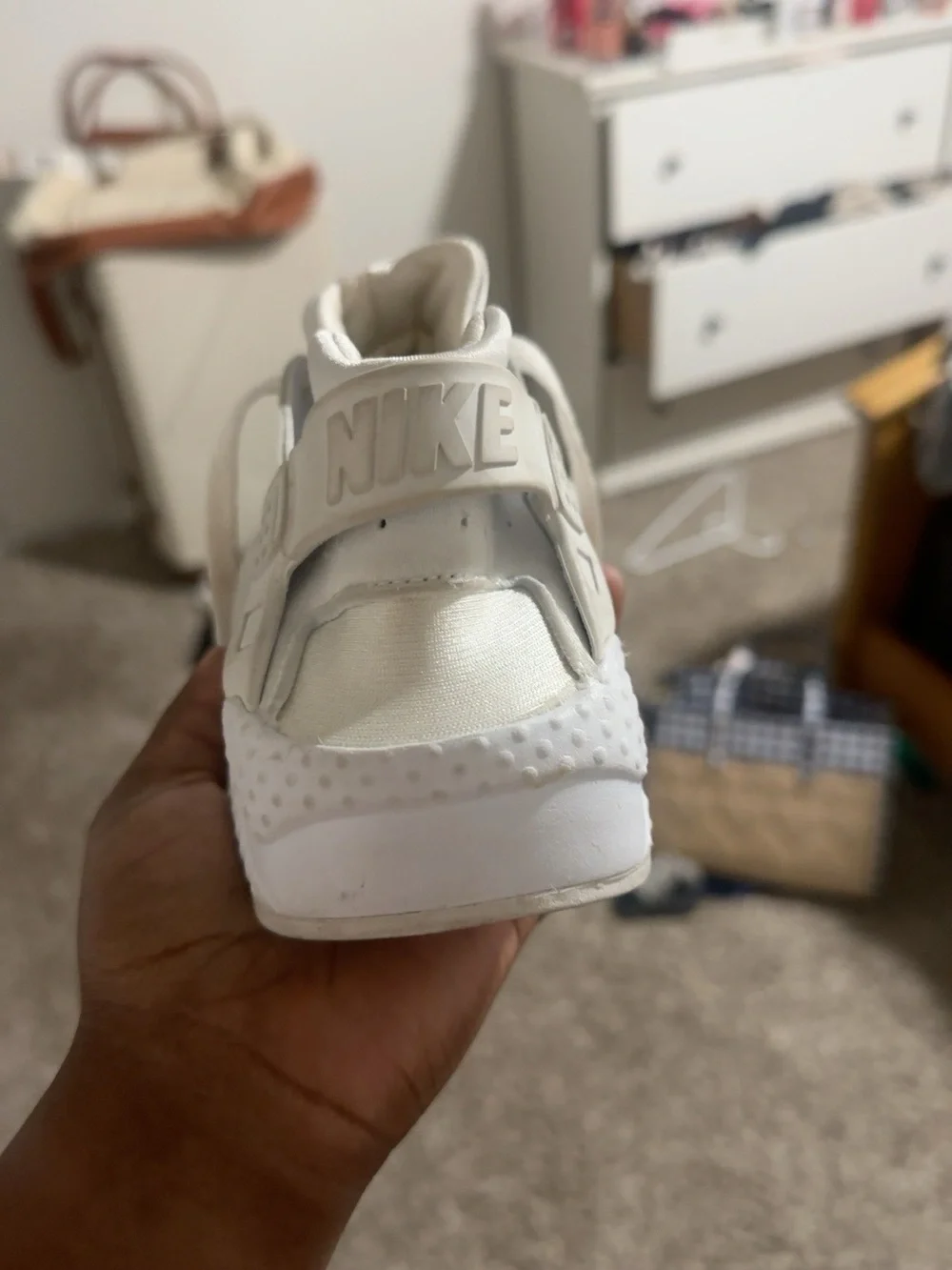 Nike Huaraches Youth White Sneakers